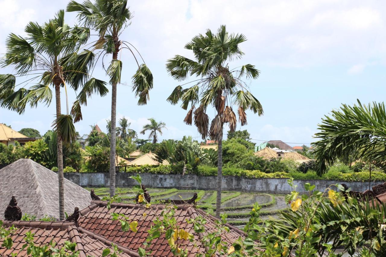 Euforia Guest House Canggu Esterno foto