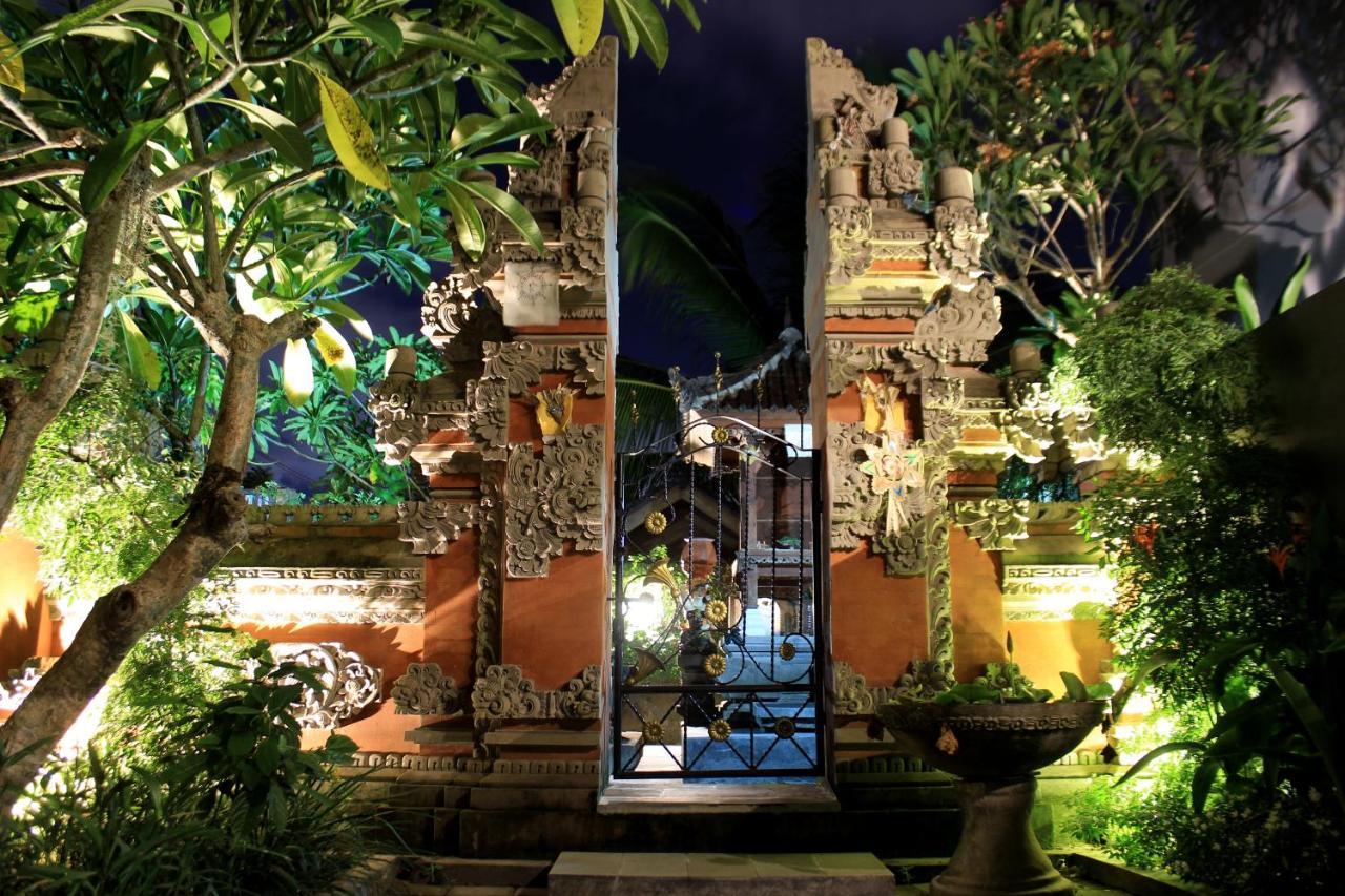 Euforia Guest House Canggu Esterno foto