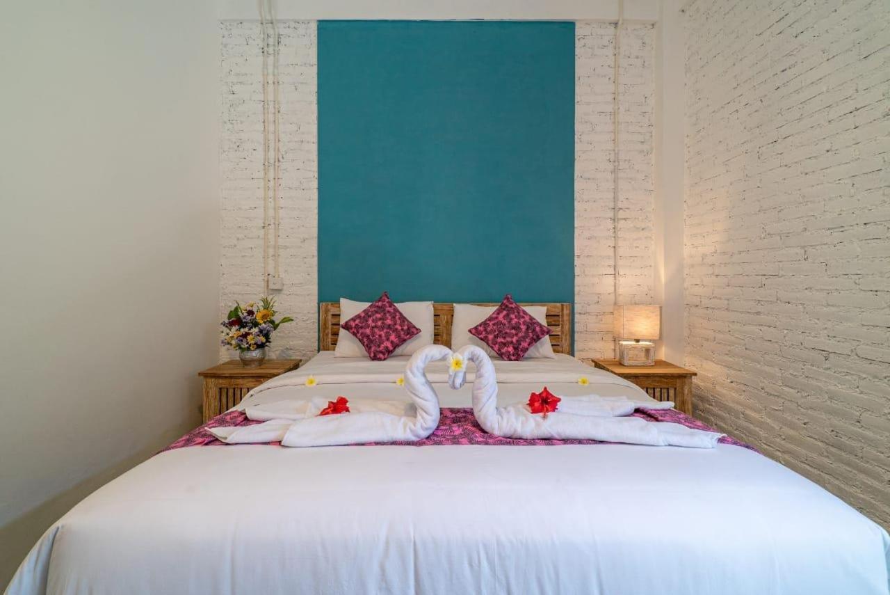 Euforia Guest House Canggu Esterno foto