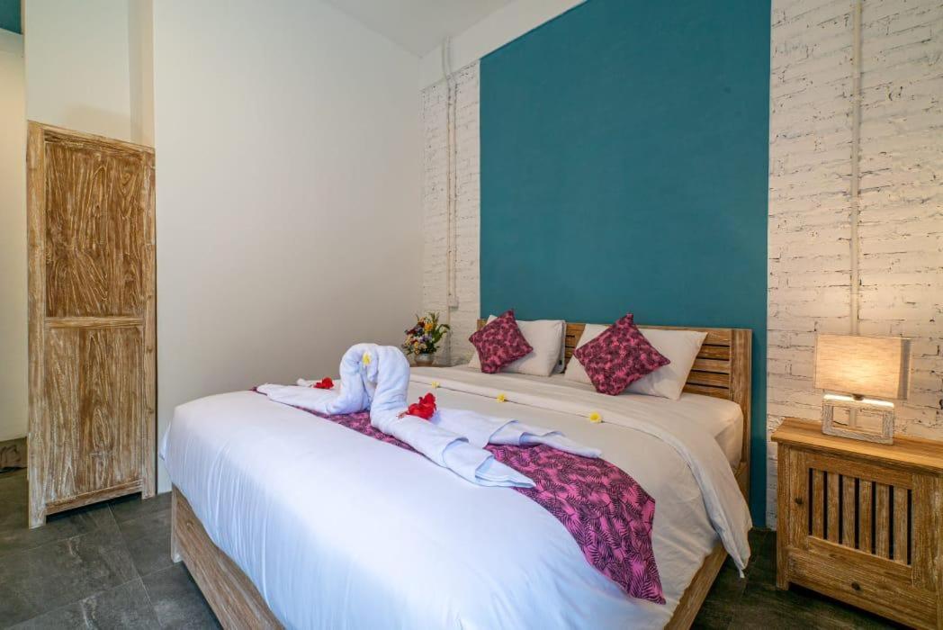 Euforia Guest House Canggu Esterno foto