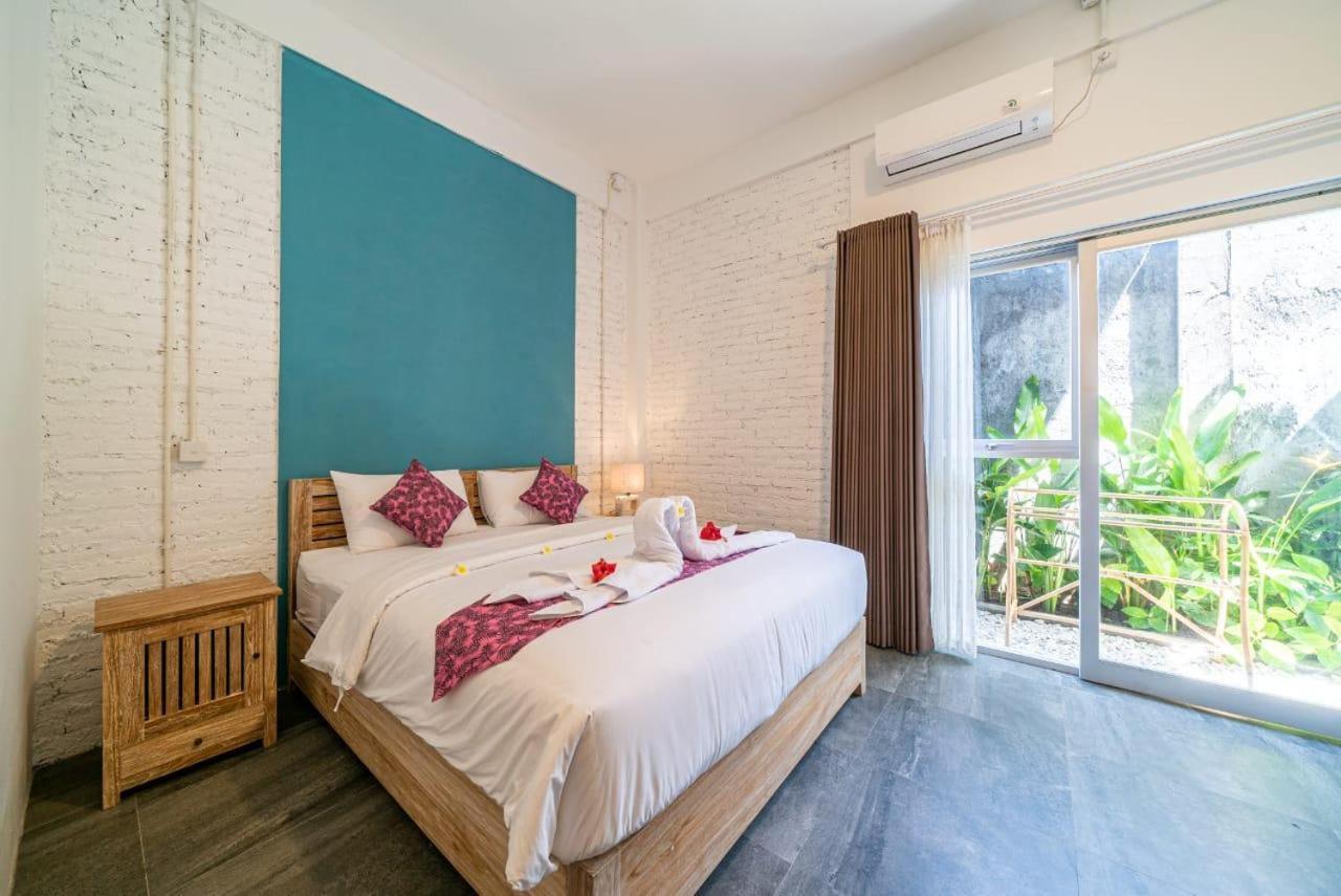 Euforia Guest House Canggu Esterno foto