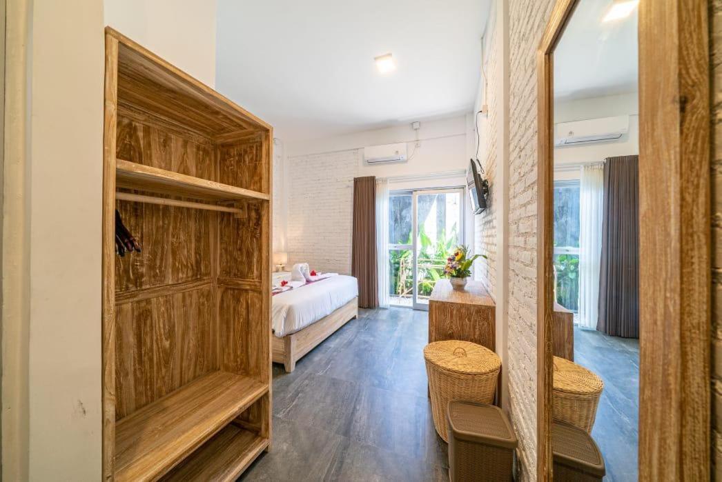 Euforia Guest House Canggu Esterno foto