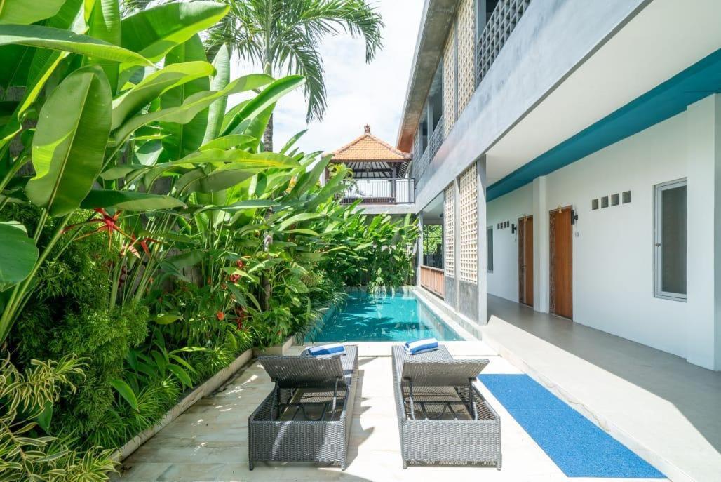 Euforia Guest House Canggu Esterno foto
