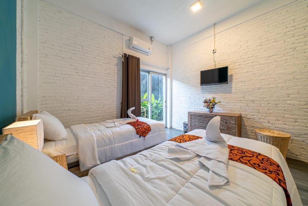 Euforia Guest House Canggu Esterno foto