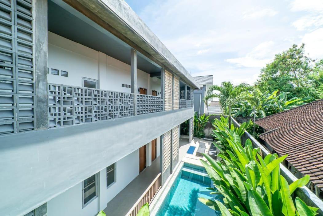Euforia Guest House Canggu Esterno foto