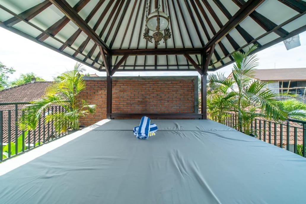 Euforia Guest House Canggu Esterno foto