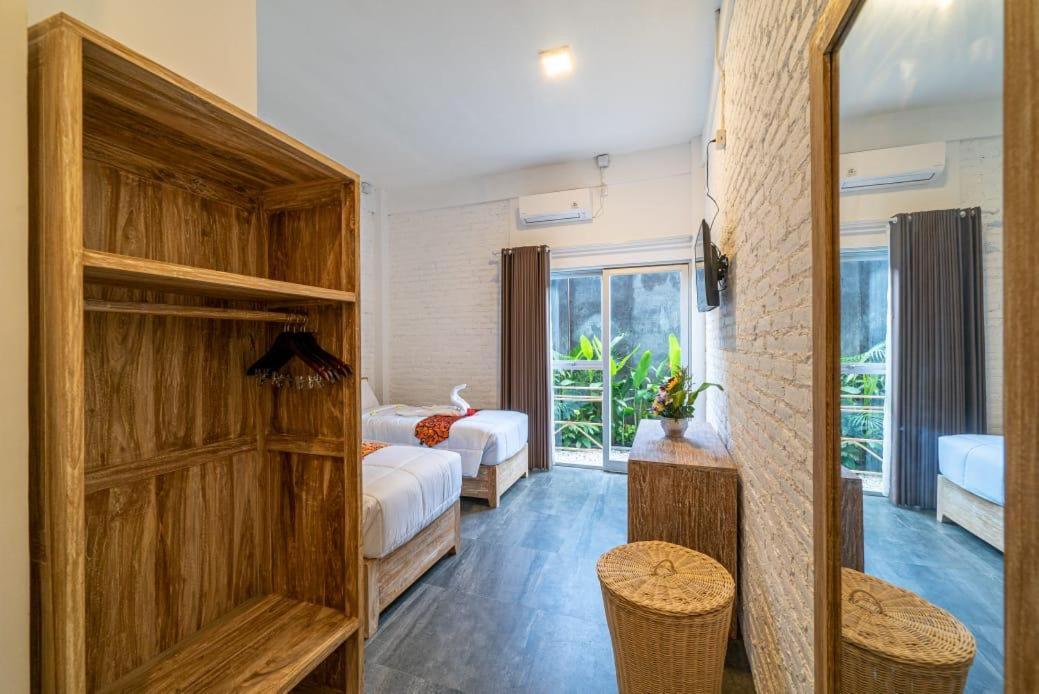 Euforia Guest House Canggu Esterno foto